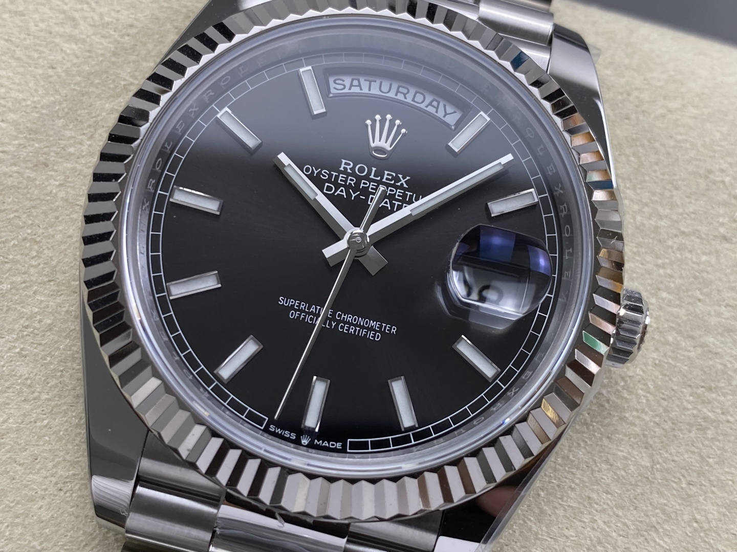 Rolex Day-Date 40mm White Gold Bright-Black Dial 228239 1:1 Superclone