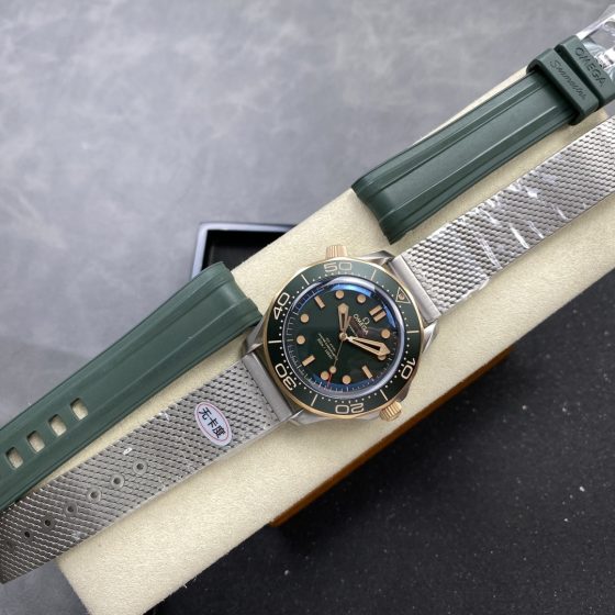 Omega Seamaster Diver 300M 42 mm 2667FF 1:1 Superclone