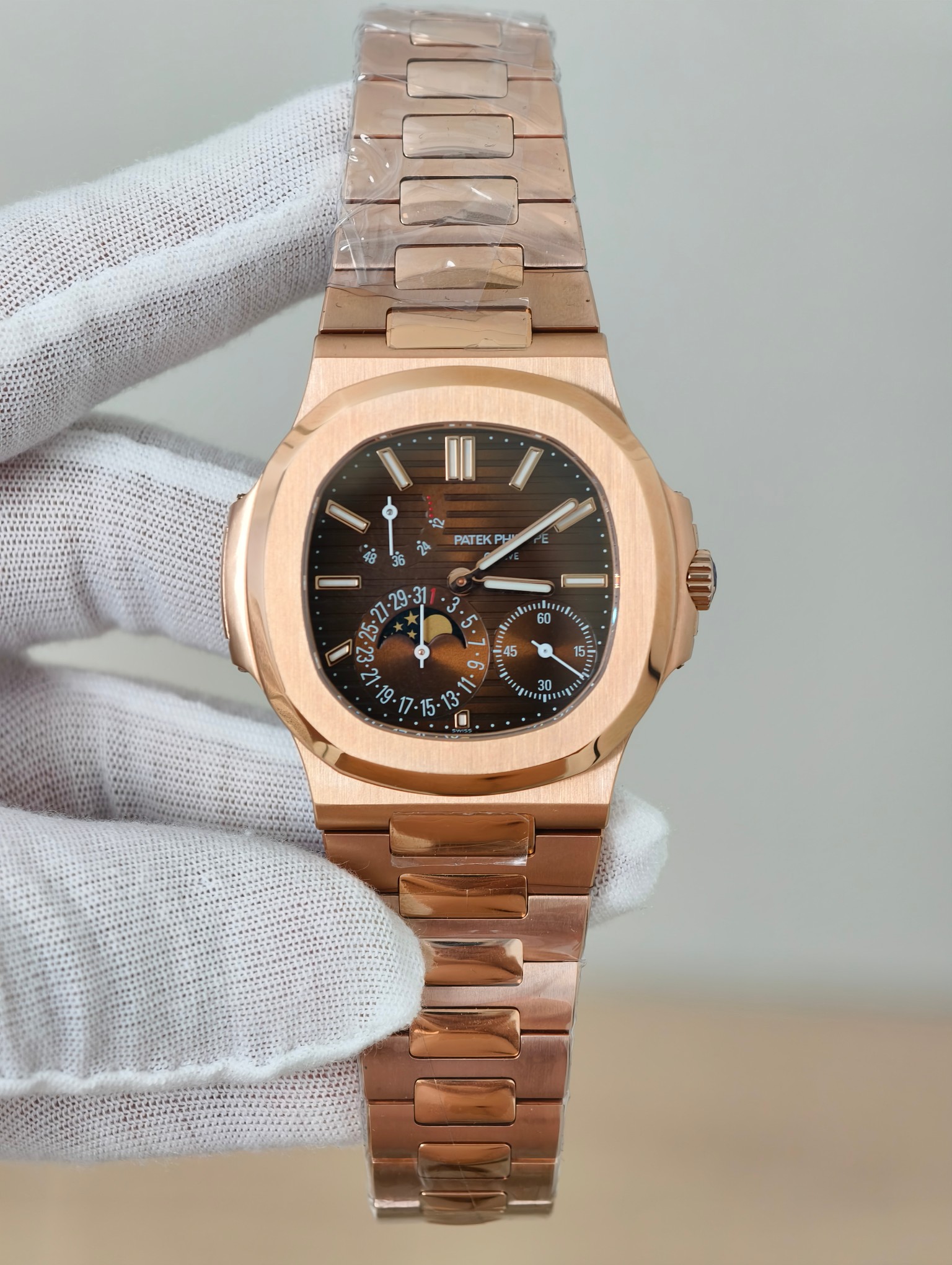 Patek Philippe Nautilus 5712R 1:1 Superclone - Image 17