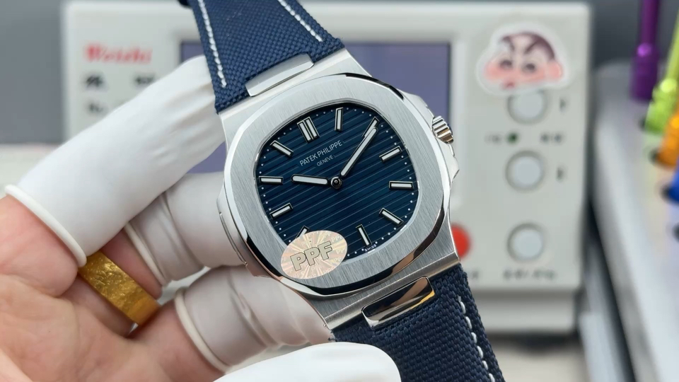 Patek Philippe Nautilus 5810 Configuration FB6F62 1:1 Superclone