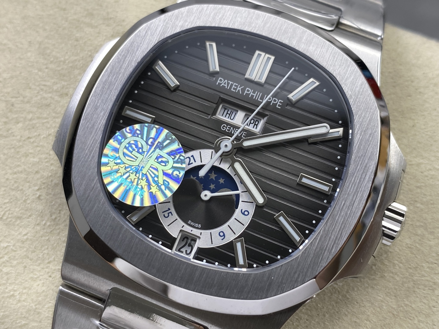 Patek Philippe Nautilus Quantième Annuel. Phases De Lune 5726/1A-014 1:1 Superclone - Image 20