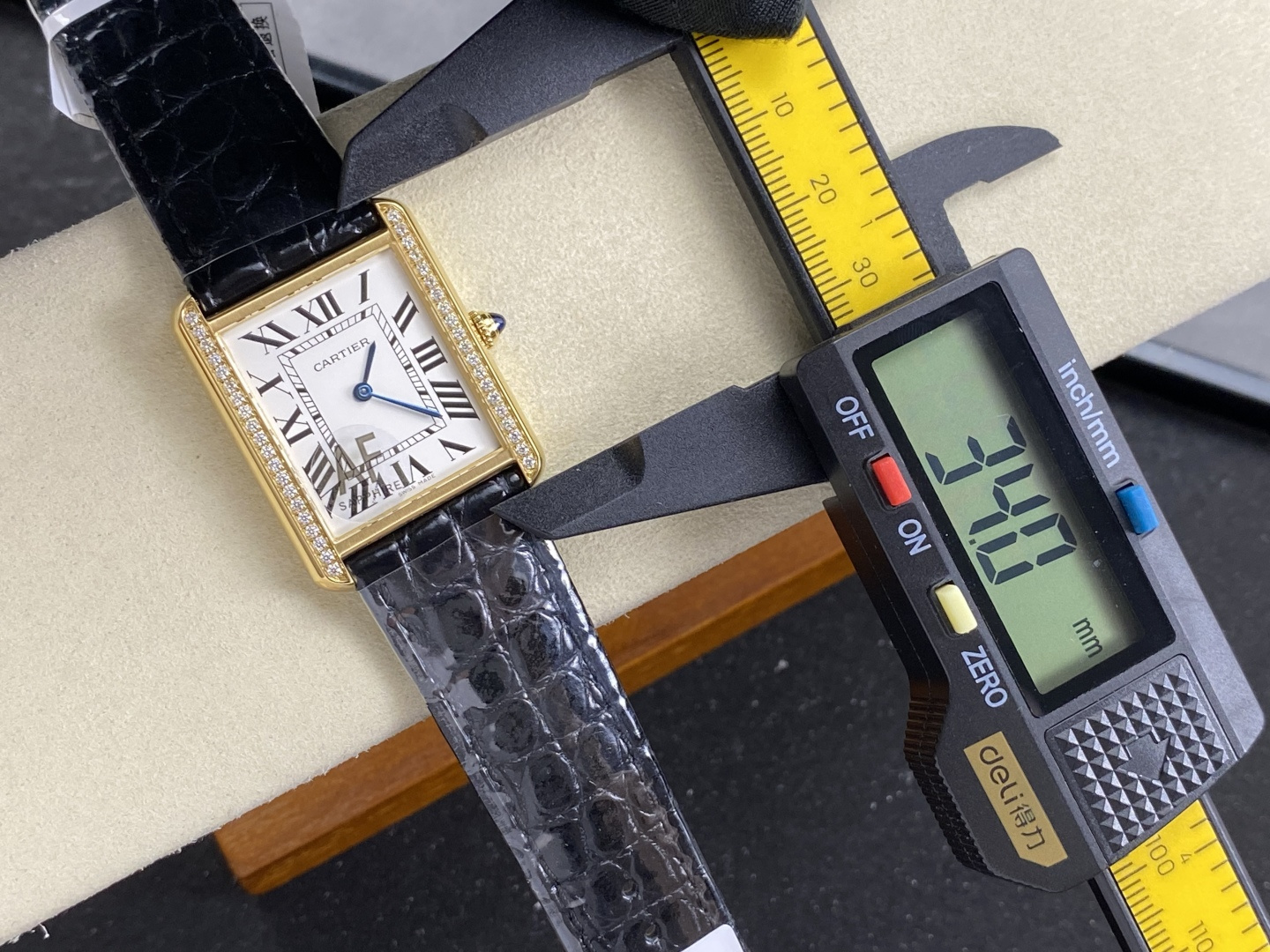 Cartier Tank Solo 27 mm AF Factory 1:1 Superclone - Image 9