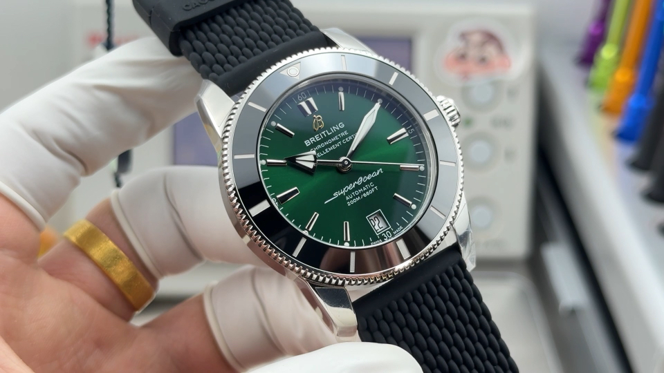Breitling Superocean Heritage Rubber strap 42 mm GF Factory Configuration 8AAF71 1:1 Superclone