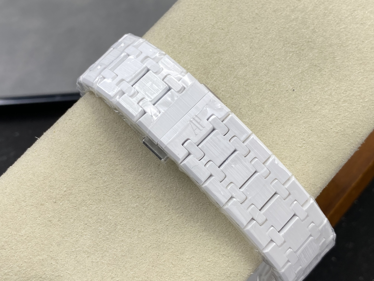 Audemars Piguet Royal Oak 15500 41 mm Date display ZF Factory Configuration 639FA7 1:1 Superclone - Image 7