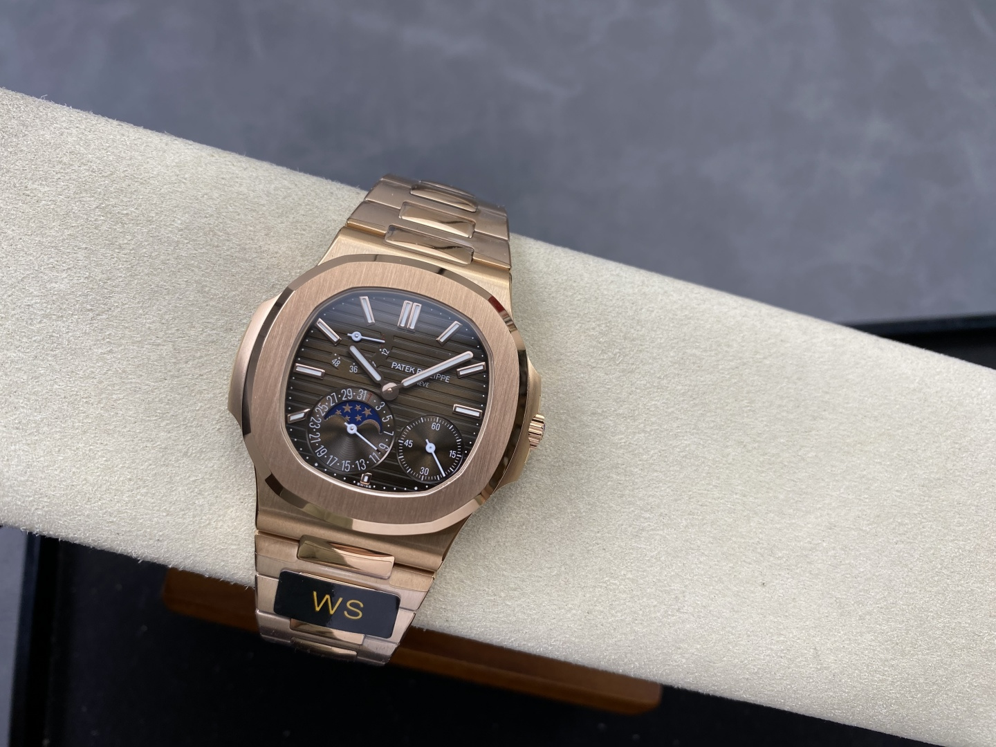 Patek Philippe Nautilus Phases De Lune 5712/1R-001 1:1 Superclone