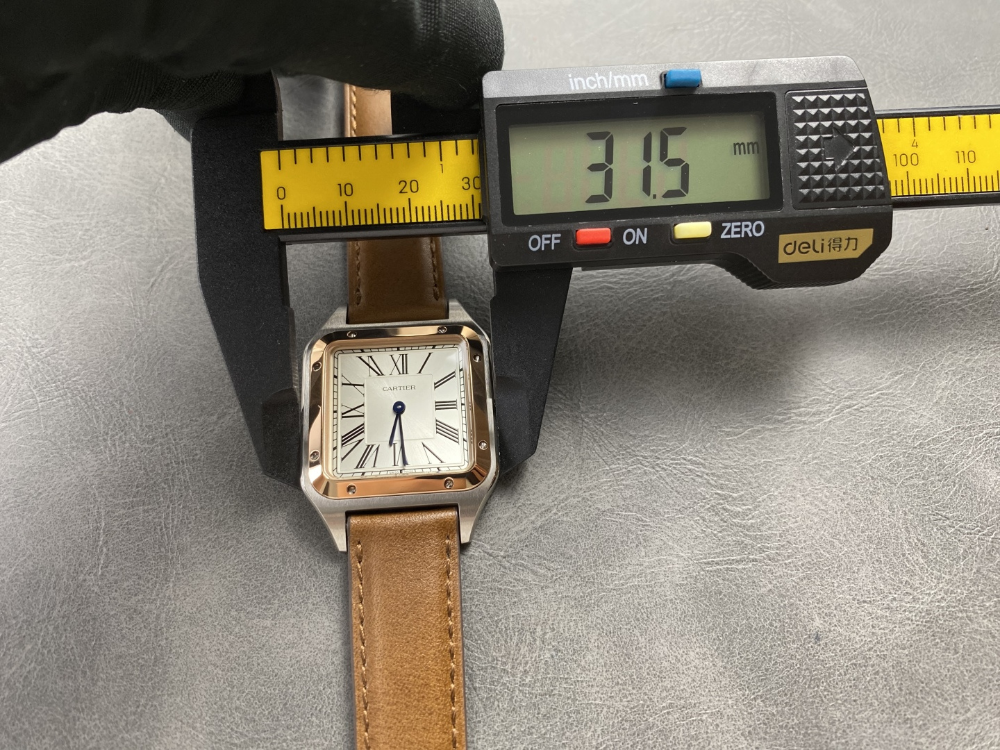 Cartier Santos-Dumont watch large model W2SA0037 1:1 Superclone - Image 9
