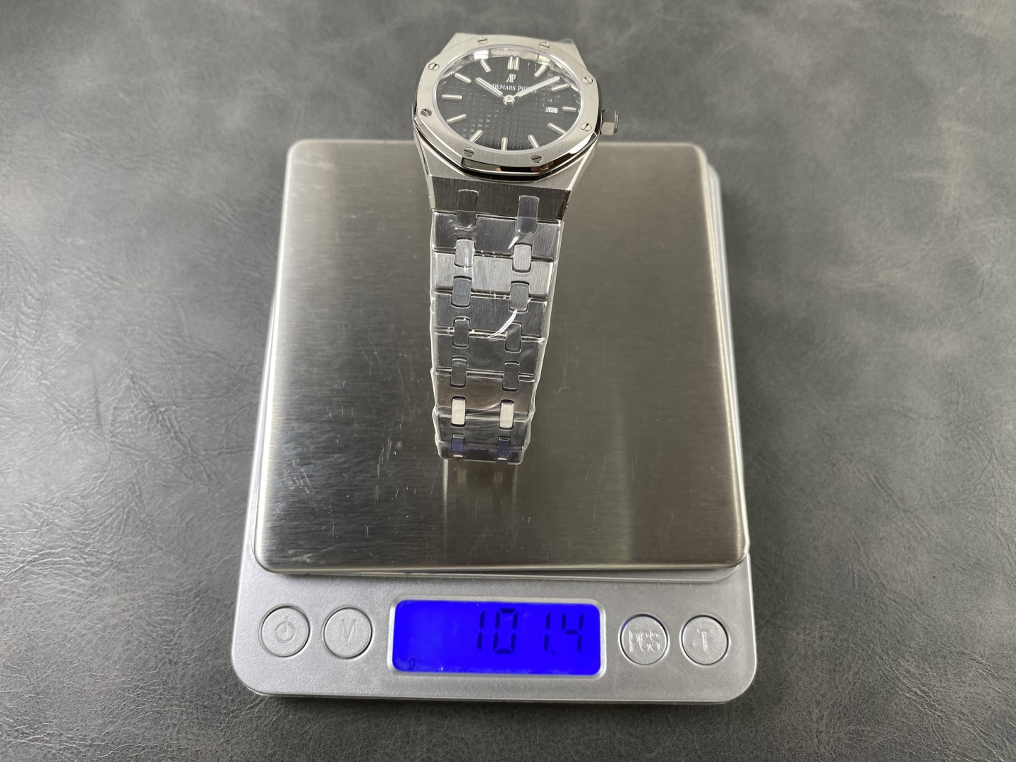 Audemars Piguet Royal Oak 67651OR 33 mm Date display Configuration 1B3F0C 1:1 Superclone - Image 7