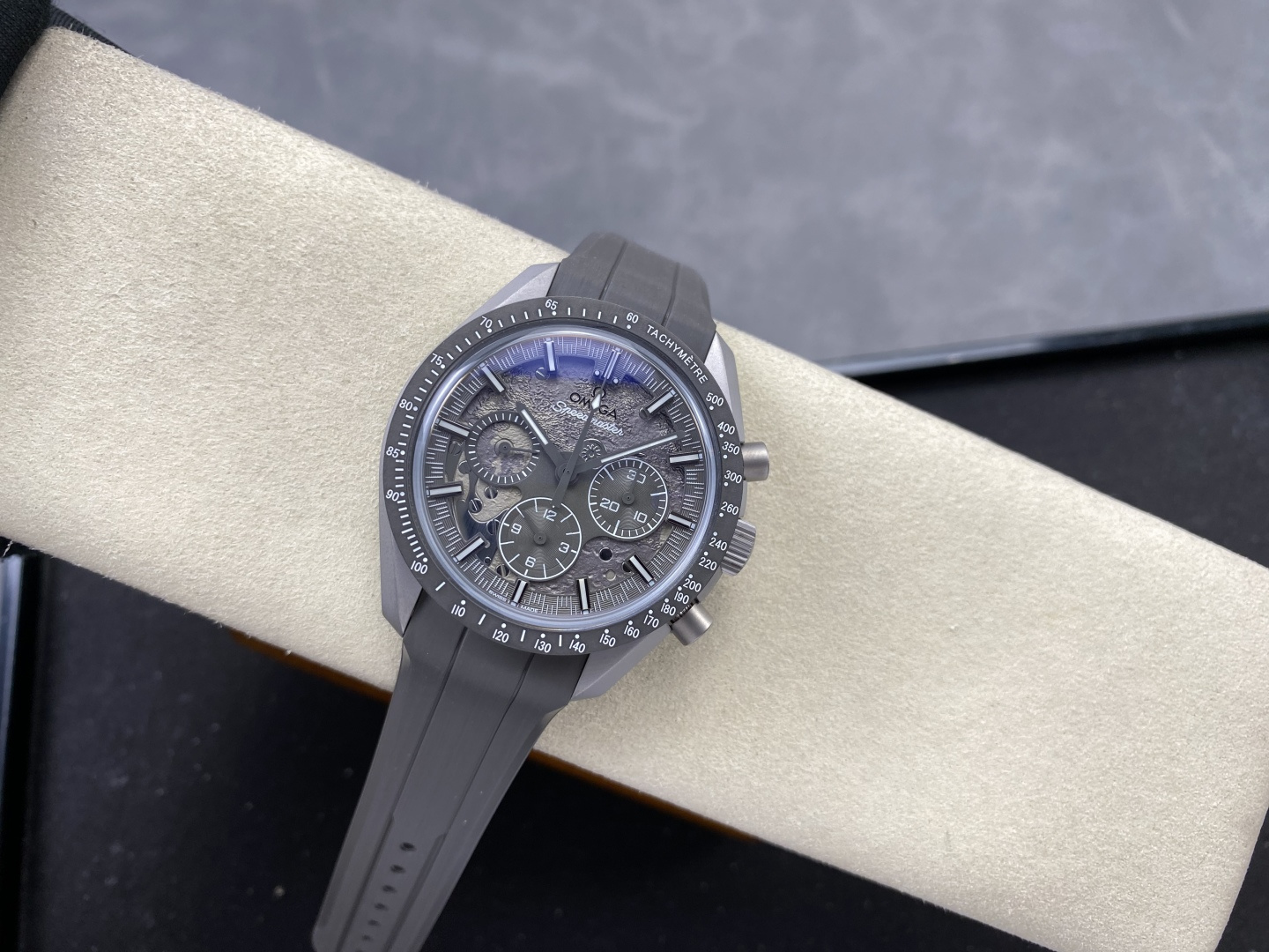 Omega Speedmaster Grey Side of the Moon Apollo 8 CAEDC7 1:1 Superclone - Image 7