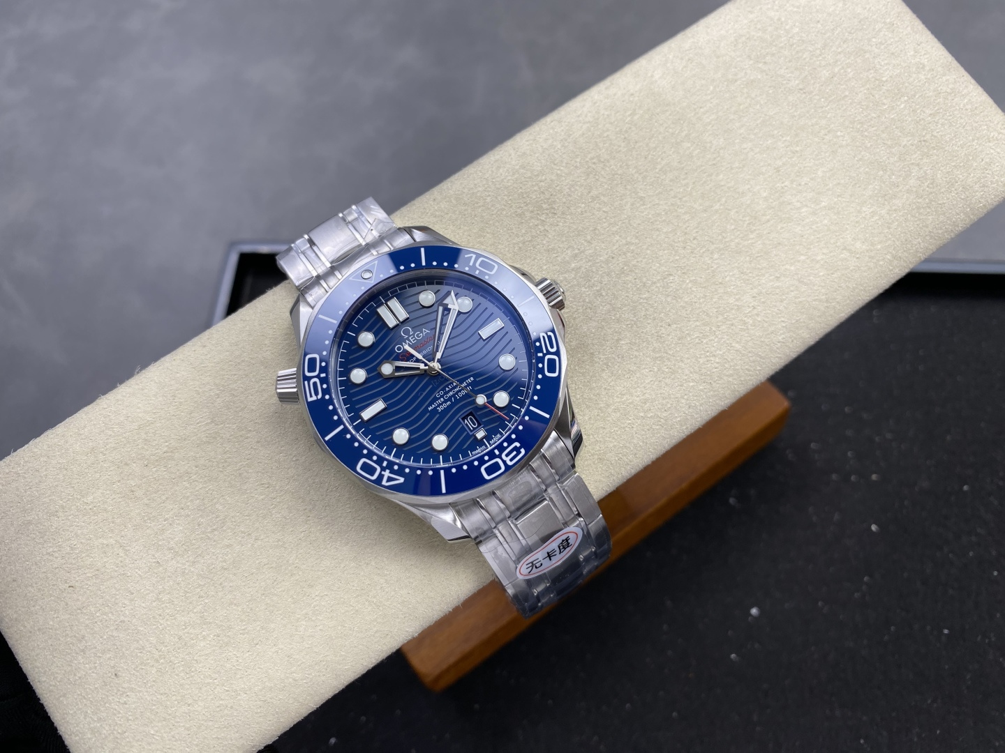 Omega Seamaster Diver 300M Green 42 mm Configuration 3C39CB 1:1 Superclone - Image 3