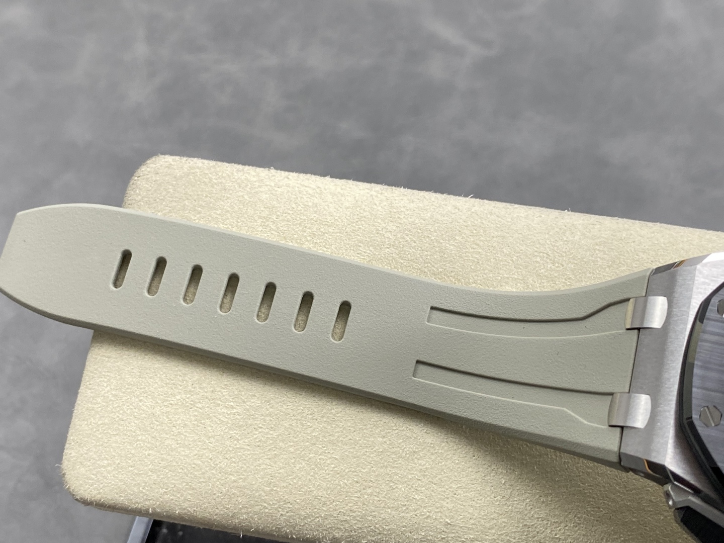 Audemars Piguet Royal Oak Offshore Stainless steel Rubber strap DDF Factory Configuration D0D88A 1:1 Superclone - Image 5