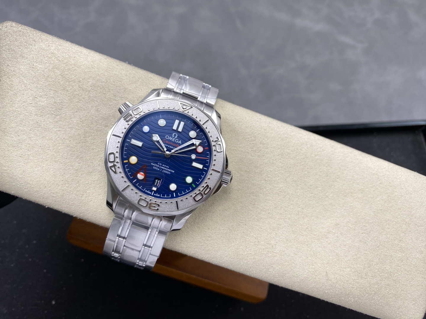 Omega Seamaster Diver 300M Ceramic 42 mm VS Factory Configuration 103336 1:1 Superclone - Image 2