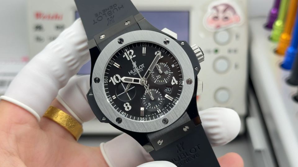 Hublot Big Bang Rubber strap 44 mm Chronograph Configuration CCBD88 1:1 Superclone
