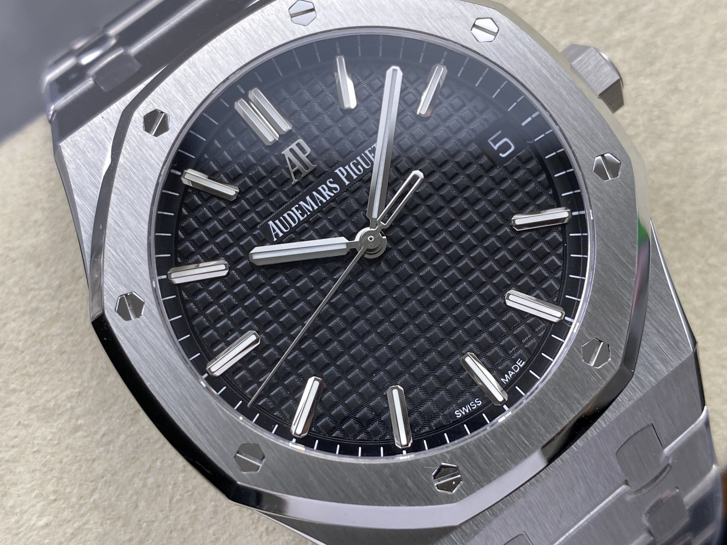 Audemars Piguet Royal Oak Selfwinding 15500ST.OO.1220ST.03 1:1 Superclone - Image 8