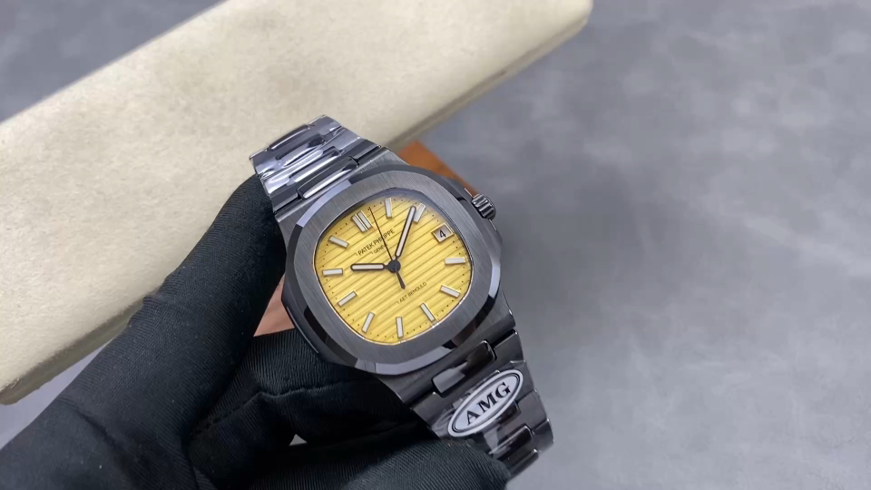 Patek Philippe Nautilus 5711 Ceramic Blue dial 40 mm Configuration 579805 1:1 Superclone