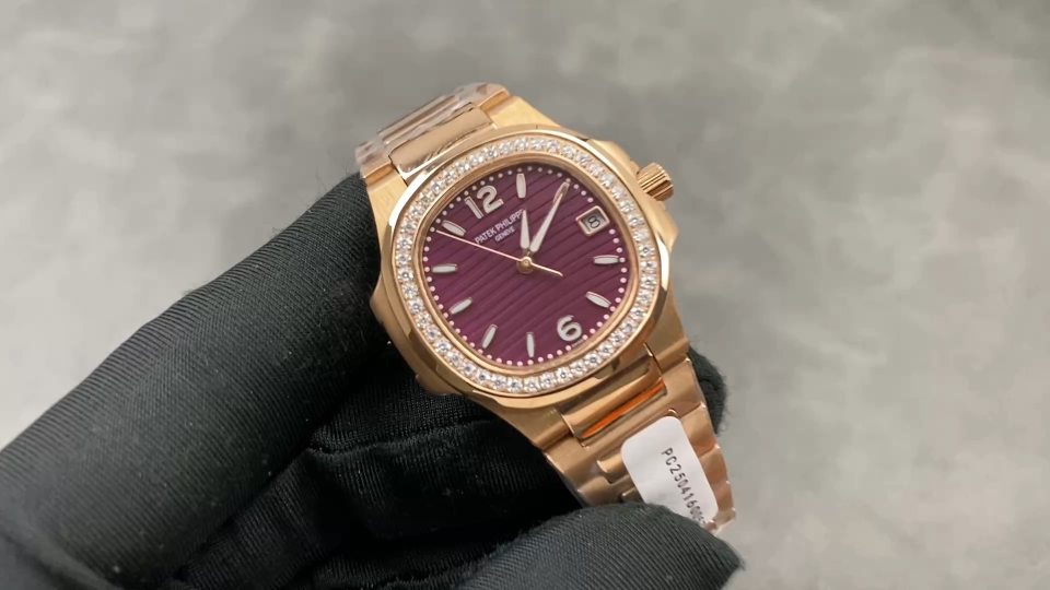 Patek Philippe Nautilus 7010 32 mm Configuration F53173 1:1 Superclone