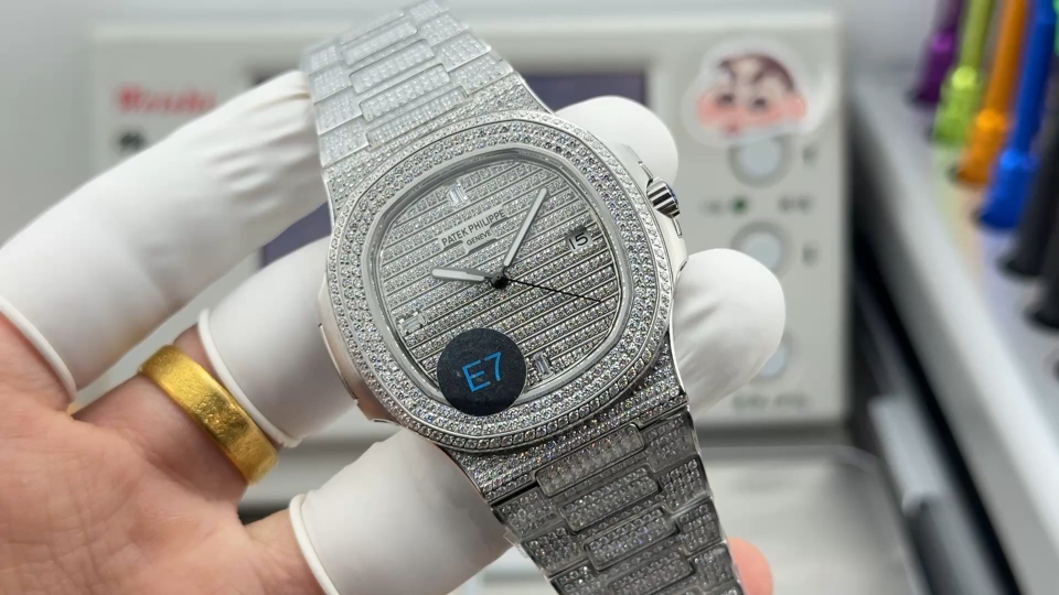 Patek Philippe Nautilus 5711/1A Stainless steel 40 mm Automatic Configuration 94FE0A 1:1 Superclone