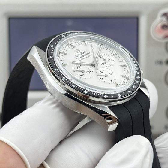 Omega Speedmaster 42 mm Small seconds Manual-wind ER Factory Configuration B7CD12 1:1 Superclone