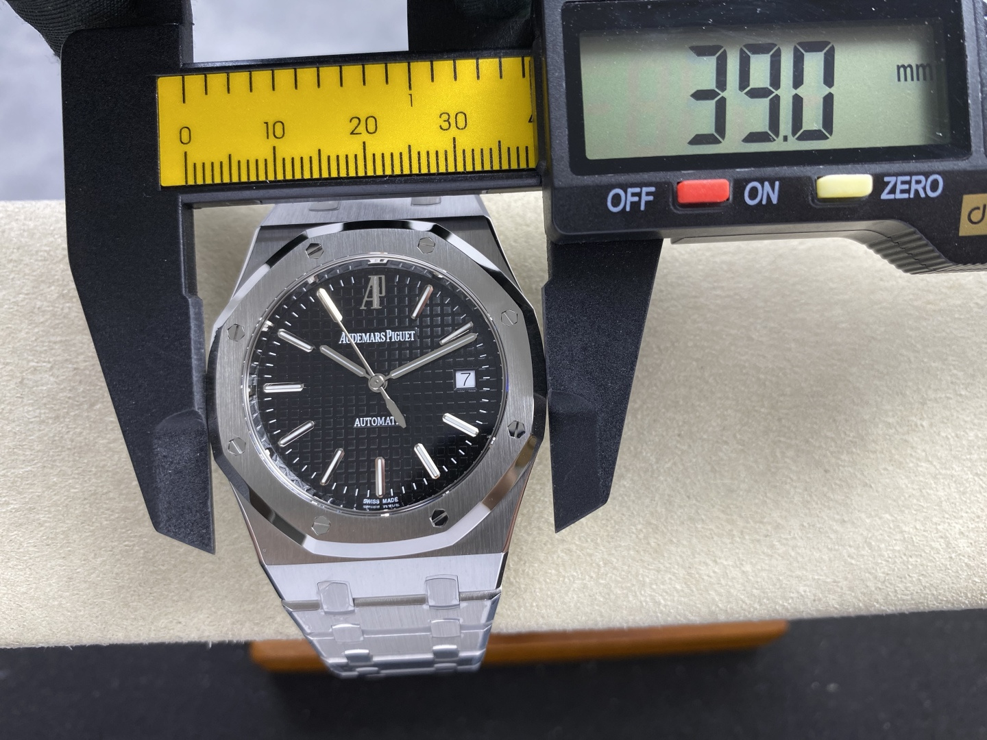 Audemars Piguet Royal Oak 15300ST Stainless steel 39 mm Configuration A45EC8 1:1 Superclone - Image 2