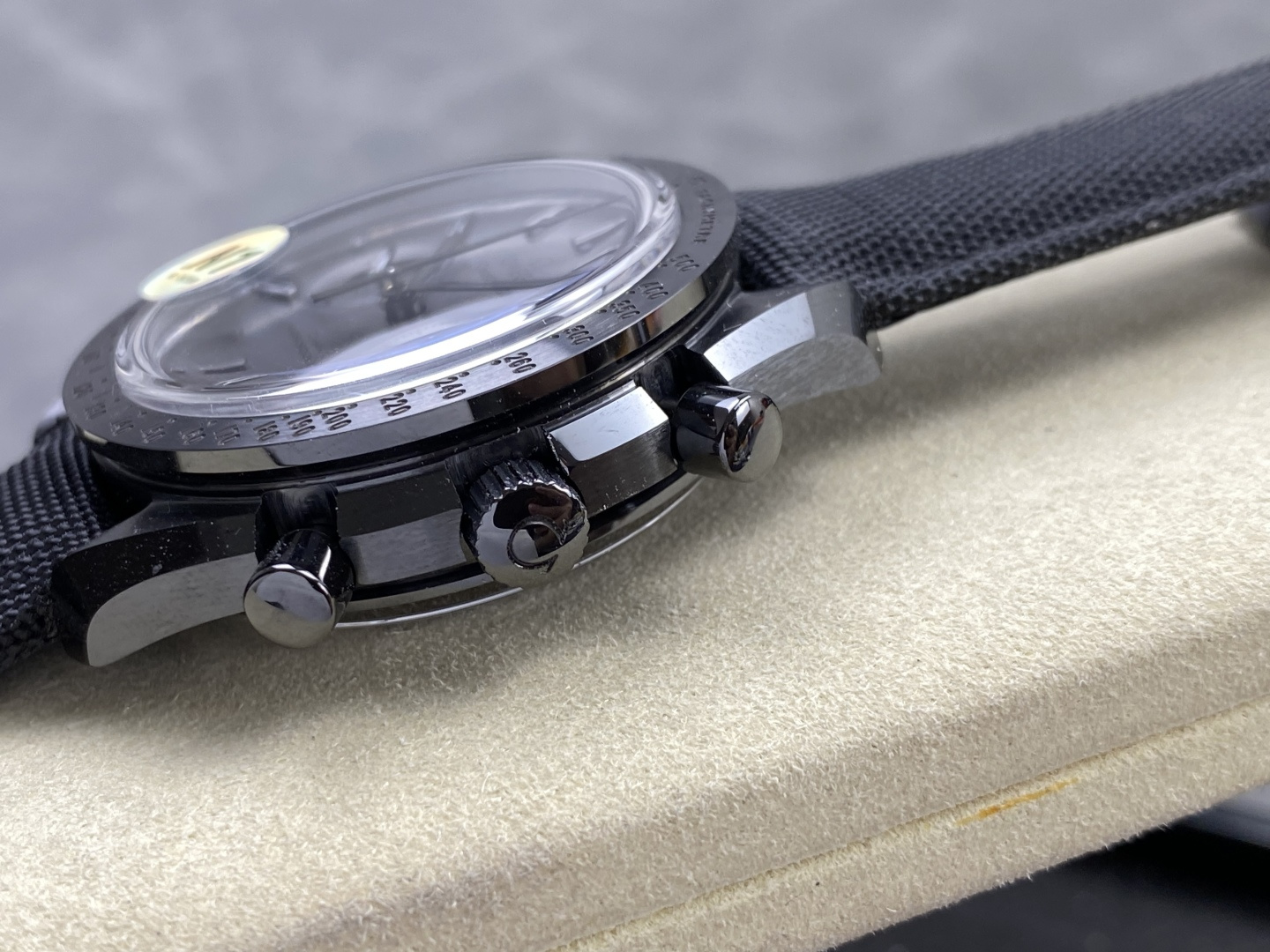 Omega Speedmaster Dark Side of the Moon 9300 940697 1:1 Superclone - Image 4