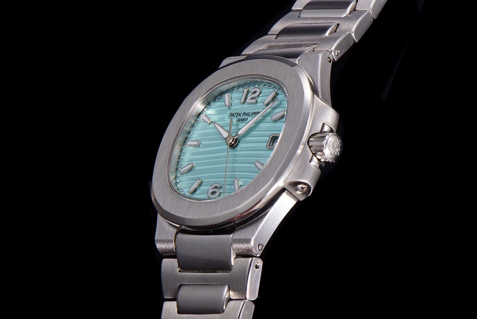Patek Philippe Nautilus 7010 Stainless steel 32 mm RRR Factory Configuration 5C157E 1:1 Superclone - Image 3
