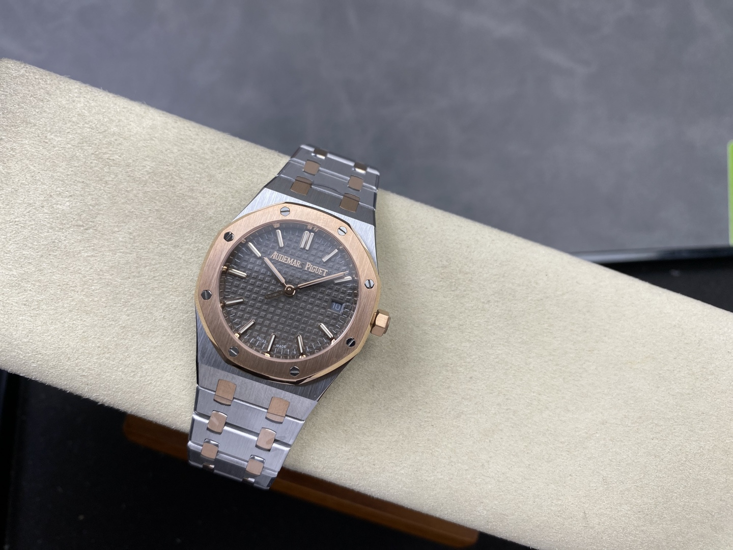 Audemars Piguet Royal Oak Stainless steel 34 mm Automatic Configuration BCC66D 1:1 Superclone - Image 3