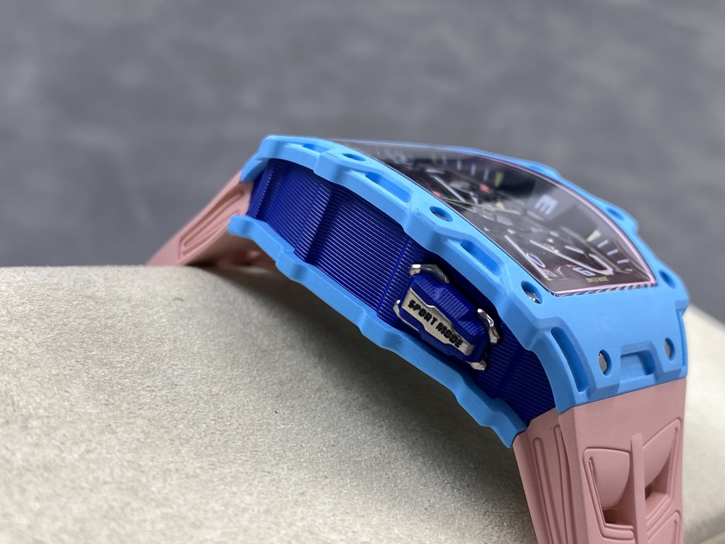Richard Mille RM 035 RM35 Carbon composite 43.15 x 49.95 mm Skeleton / openworked CLEAN Factory Configuration FDC8A8 1:1 Superclone - Image 4