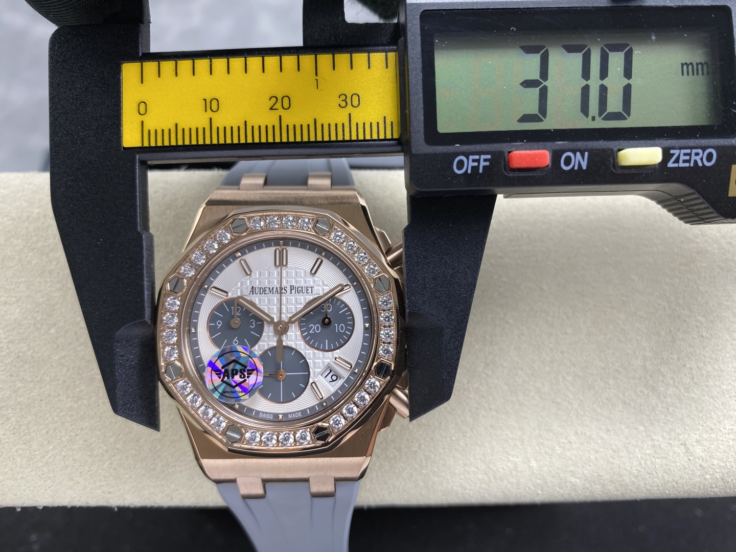 Audemars Piguet Royal Oak Offshore 26231 37 mm APS Factory Configuration 96CFFF 1:1 Superclone - Image 14
