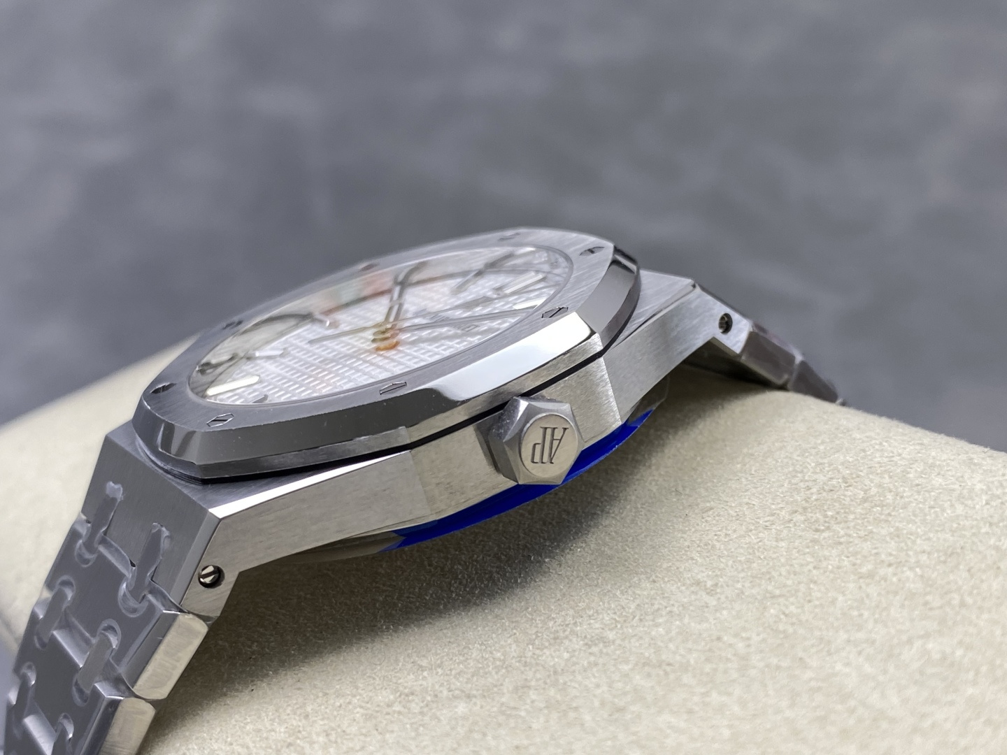 Audemars Piguet Royal Oak Selfwinding 15500ST.OO.1220ST.04 1:1 Superclone - Image 5