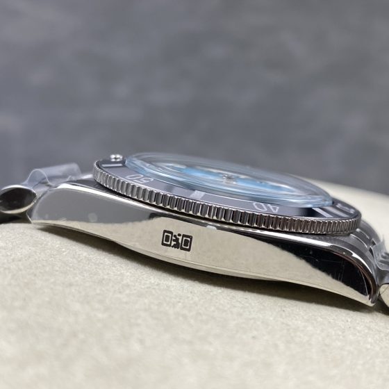 Tudor Black Bay M79000N Blue 37 mm Configuration 21EB28 1:1 Superclone