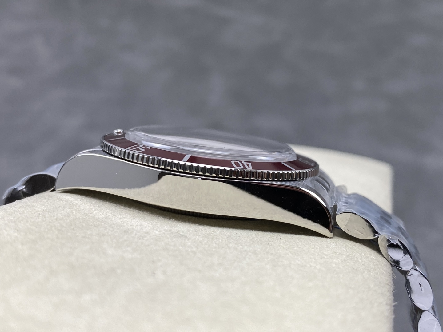 Tudor Black Bay 58 Burgundy M7939A1A0RU-0001 1:1 Superclone - Image 2