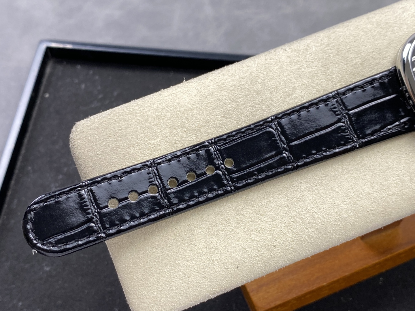 Patek Philippe Golden Ellipse 5738/51G-001 Hand-Engraved Enamel Dial 1:1 Superclone - Image 23