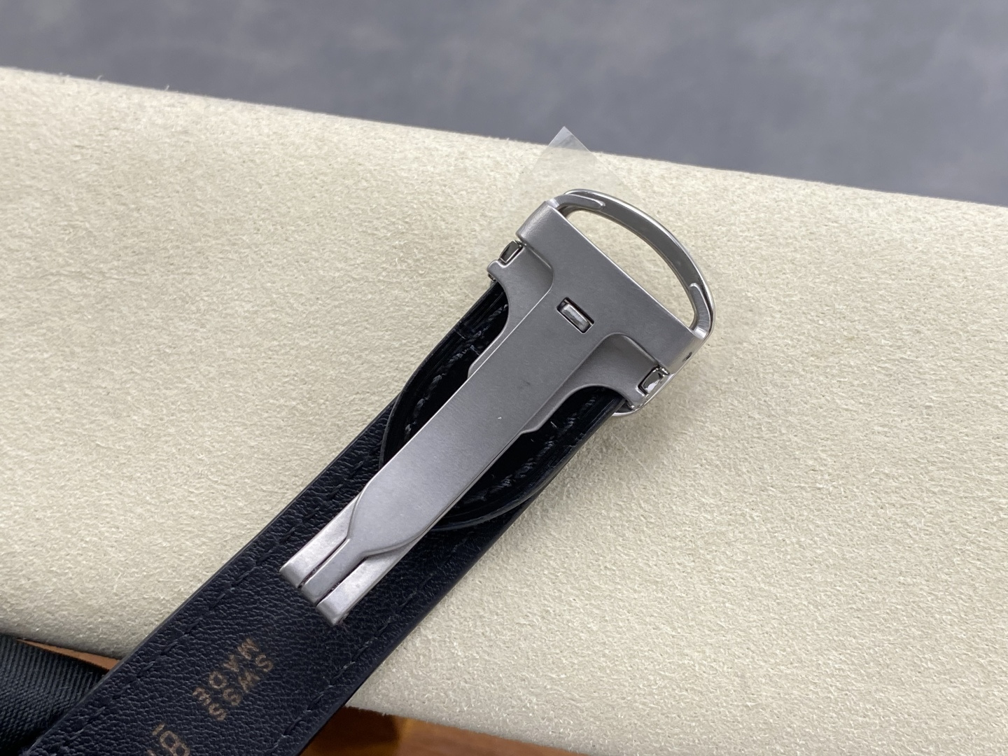 Cartier Santos Stainless steel Rubber strap 39.8 x 47.5 mm Configuration BCAA11 1:1 Superclone - Image 5