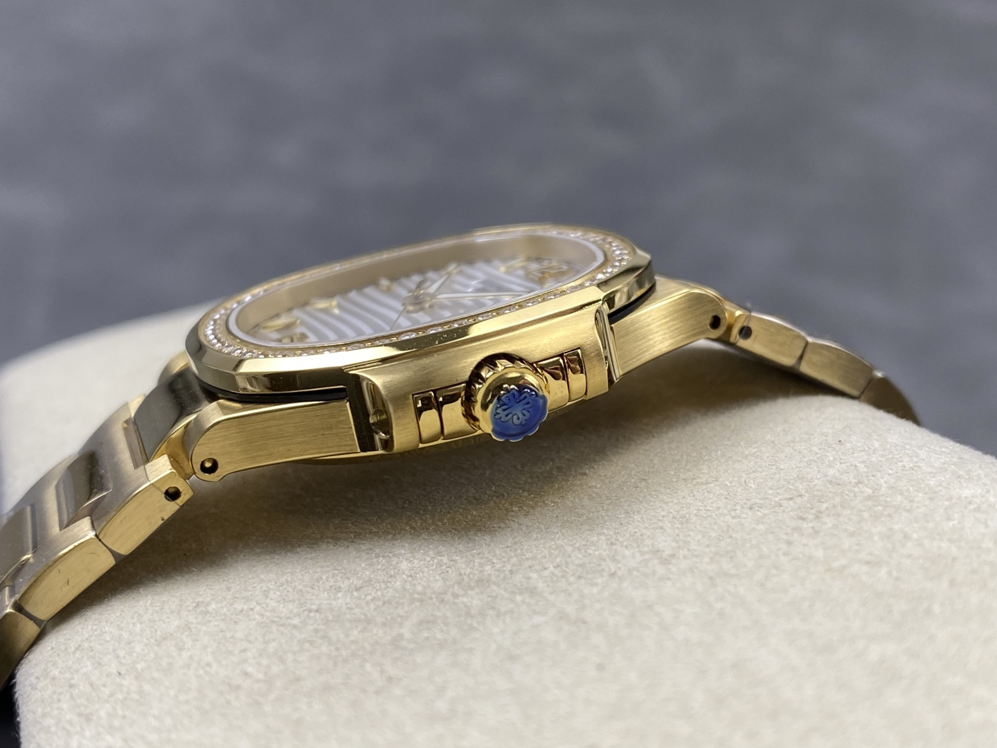 Patek Philippe Nautilus GR Factory Configuration 1B8DFD 1:1 Superclone - Image 4