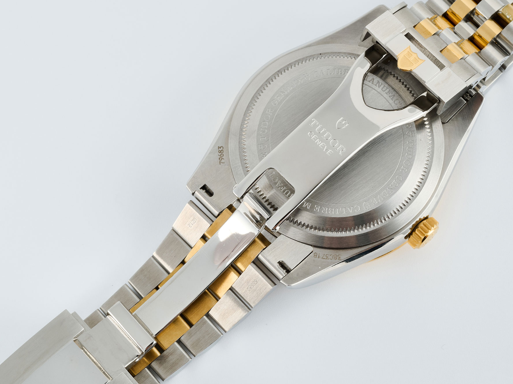 Tudor Black Bay One 41 S&G watch - 41mm steel case, Yellow gold bezel - m79683-0002 1:1 Superclone - Image 7