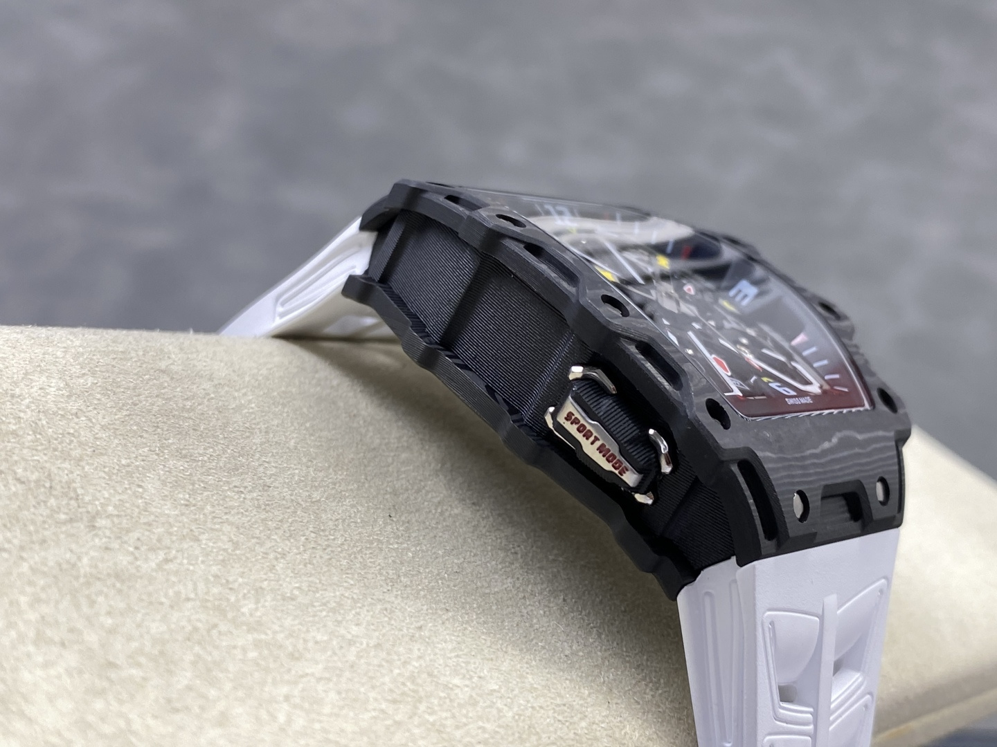 Richard Mille RM 035 RM35 Carbon composite 43.15 x 49.95 mm Skeleton / openworked CLEAN Factory Configuration 684098 1:1 Superclone - Image 4