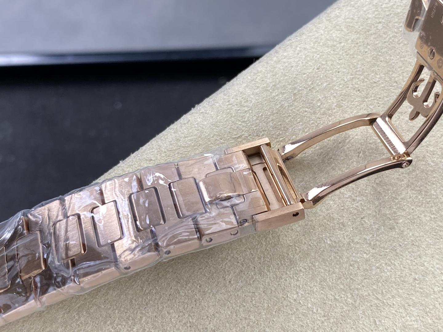 Patek Philippe Nautilus 5712R 1:1 Superclone - Image 34