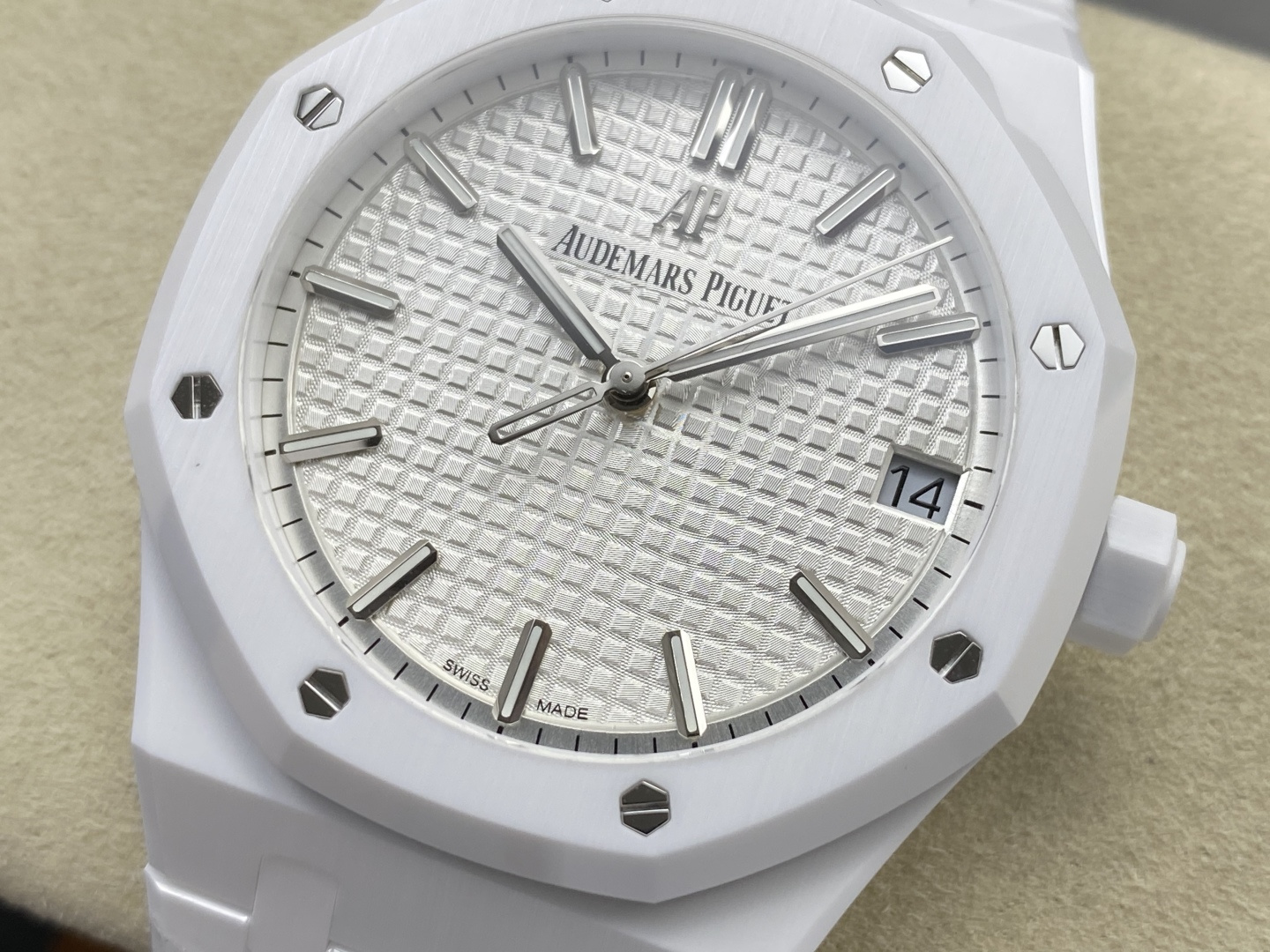 Audemars Piguet Royal Oak 15500 41 mm Date display ZF Factory Configuration 639FA7 1:1 Superclone - Image 9