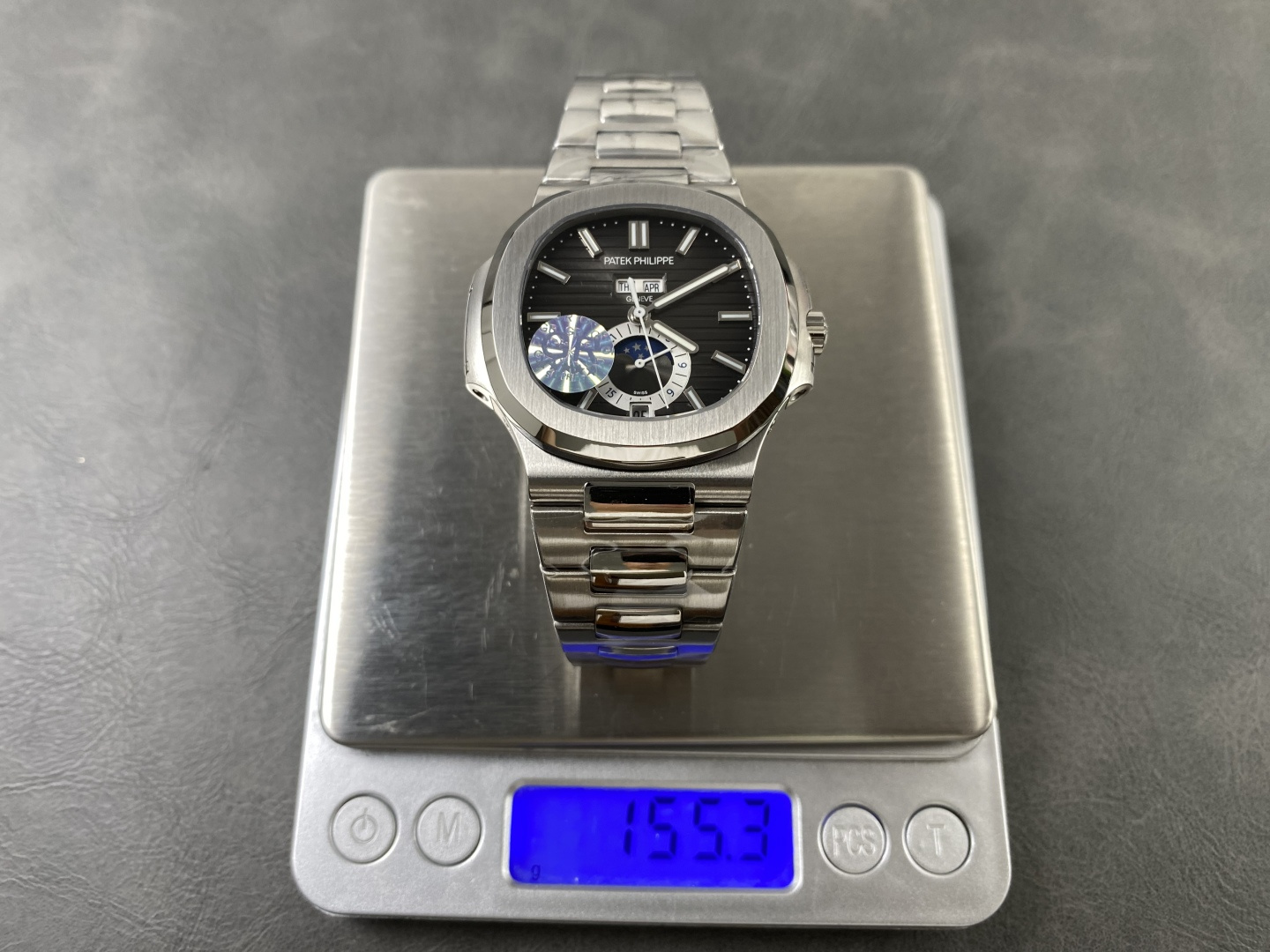 Patek Philippe Nautilus Quantième Annuel. Phases De Lune 5726/1A-014 1:1 Superclone - Image 15