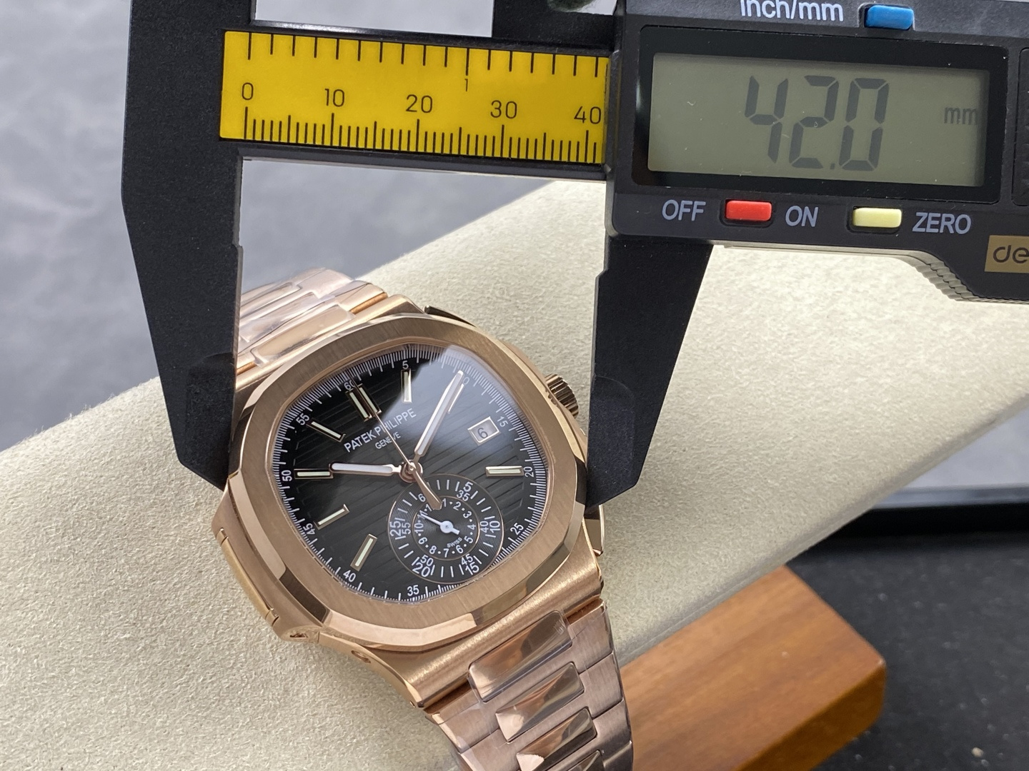 Patek Philippe Nautilus Configuration F10635 1:1 Superclone - Image 9