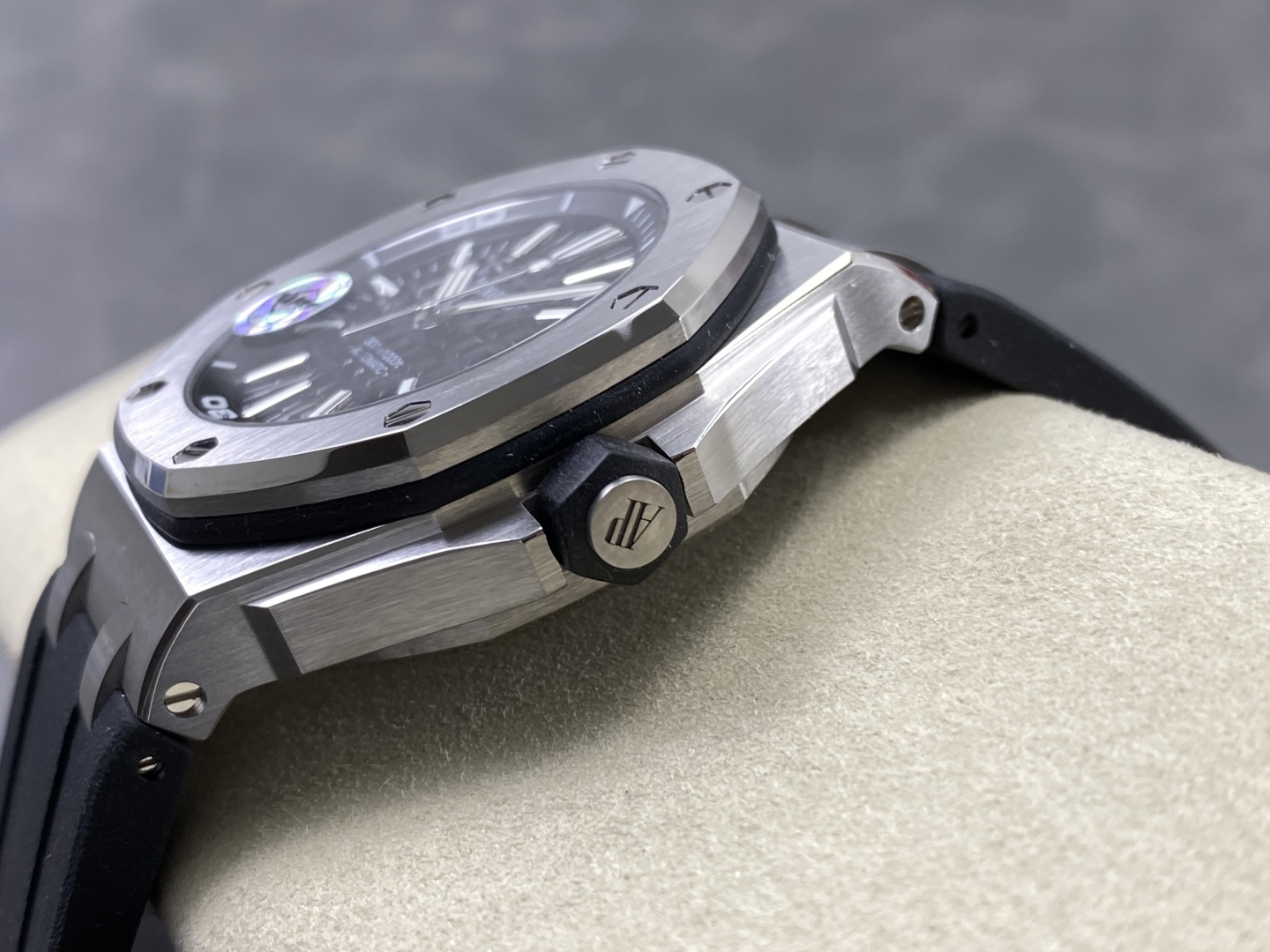 Audemars Piguet Royal Oak Offshore 15703 42 mm APS Factory Configuration 49C2BB 1:1 Superclone - Image 8