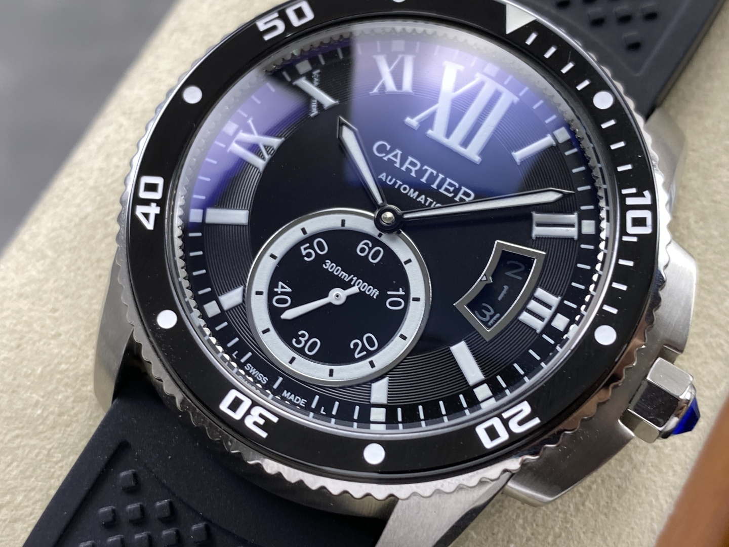 Cartier Calibre de Cartier Diver Stainless steel Rubber strap 42 x 11 mm Configuration 9AFBBF 1:1 Superclone - Image 11