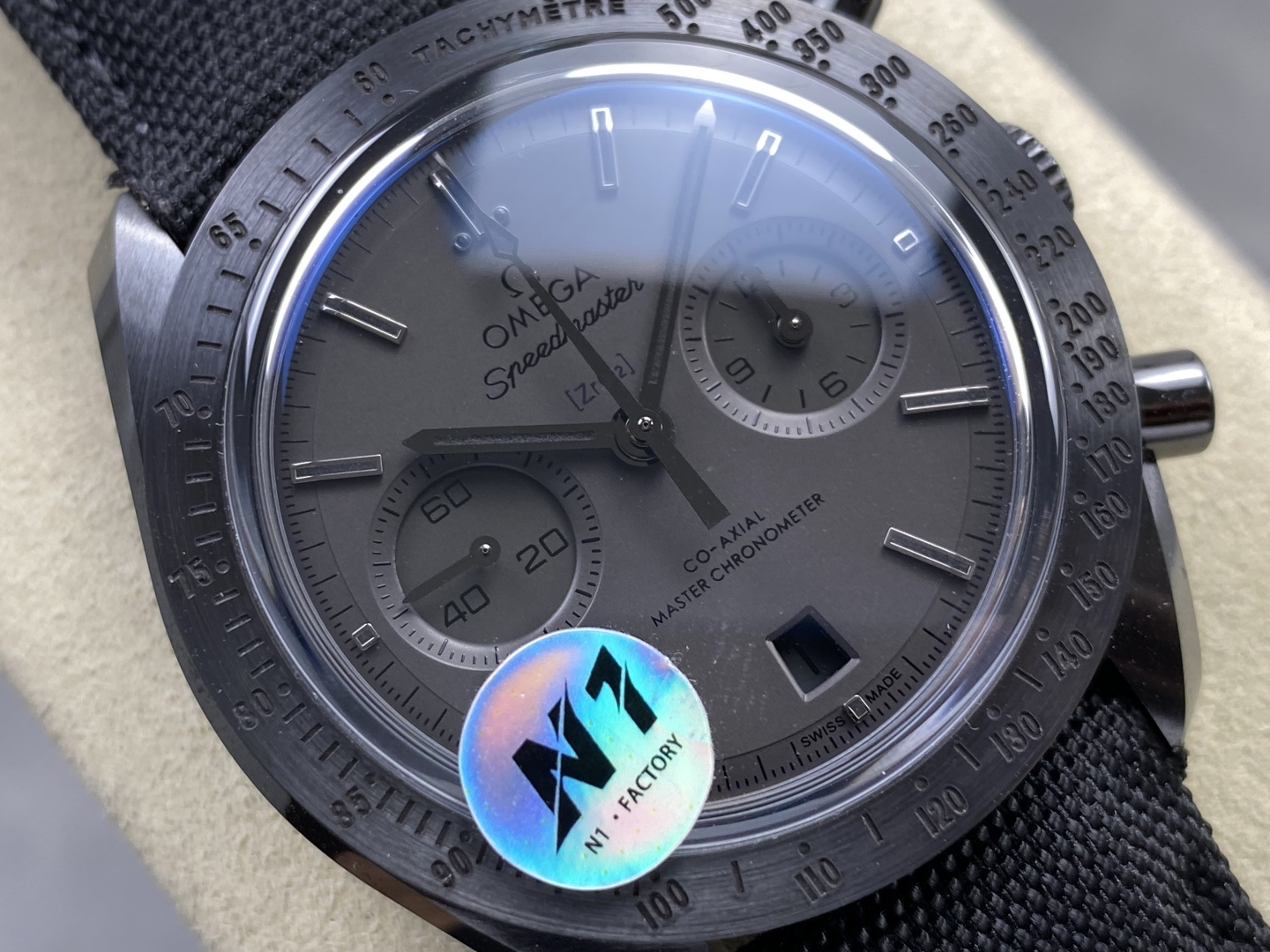 Omega Speedmaster Dark Side of the Moon 9300 940697 1:1 Superclone - Image 14