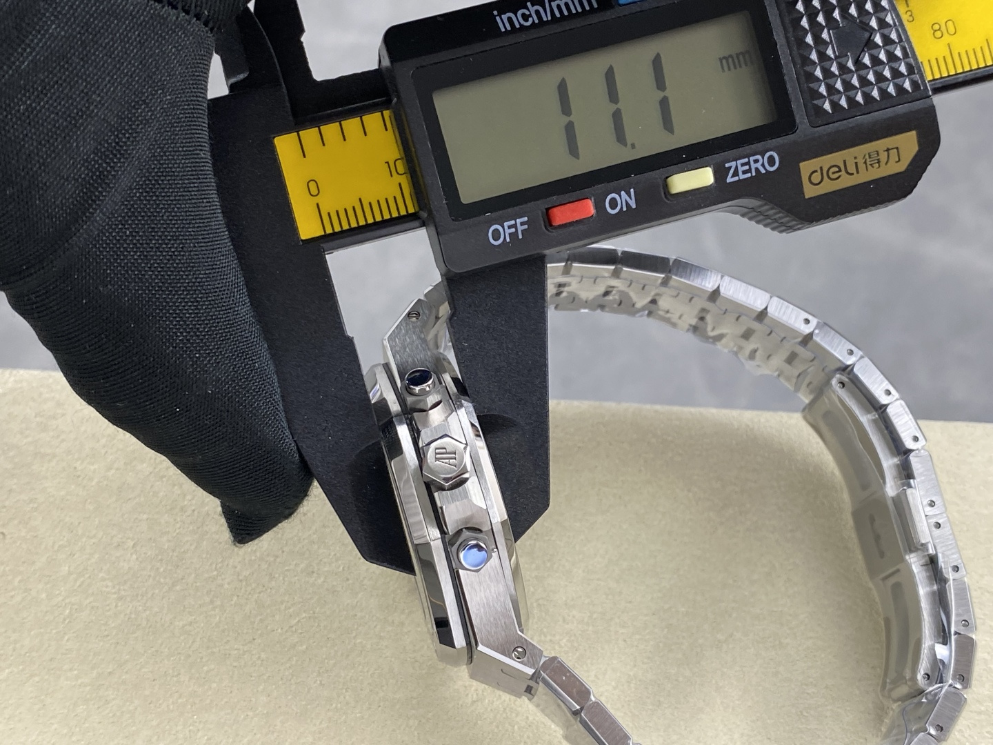 Audemars Piguet Royal Oak 38 mm APS Factory Configuration 8DA26E 1:1 Superclone - Image 14