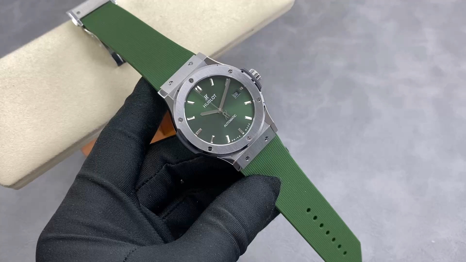 Hublot Classic Fusion CLEAN Factory Configuration 0BDC64 1:1 Superclone