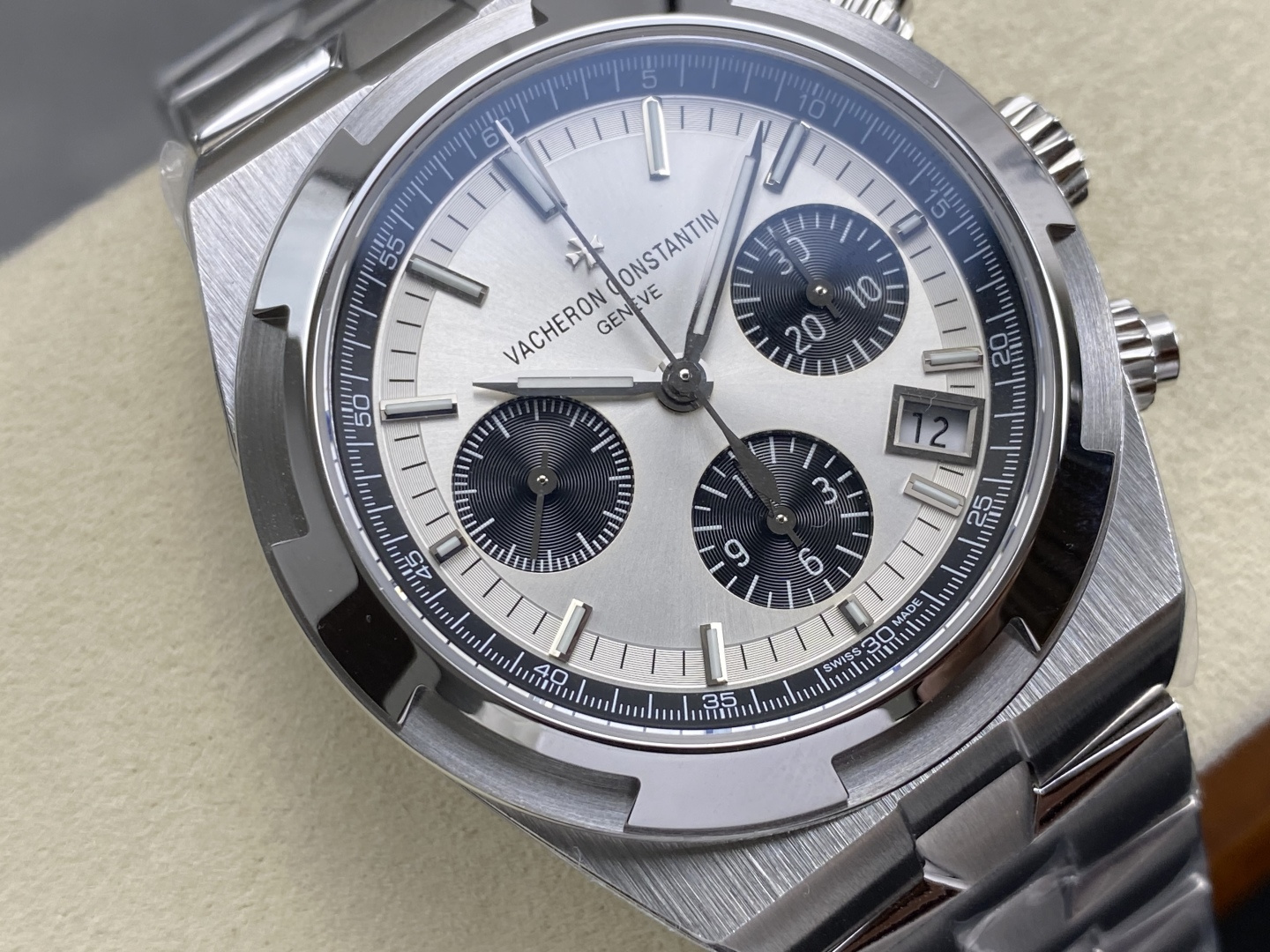 Vacheron Constantin Overseas 5500V Stainless steel Rubber strap TW Factory Configuration B5D6DA 1:1 Superclone - Image 7