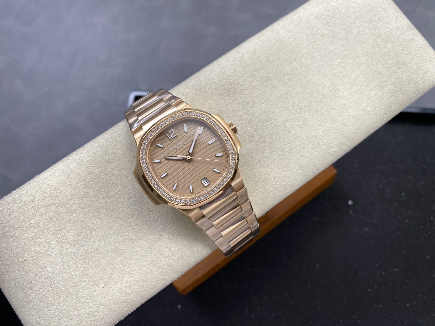 Patek Philippe Nautilus Automatic 3K Factory Configuration DA5C16 1:1 Superclone