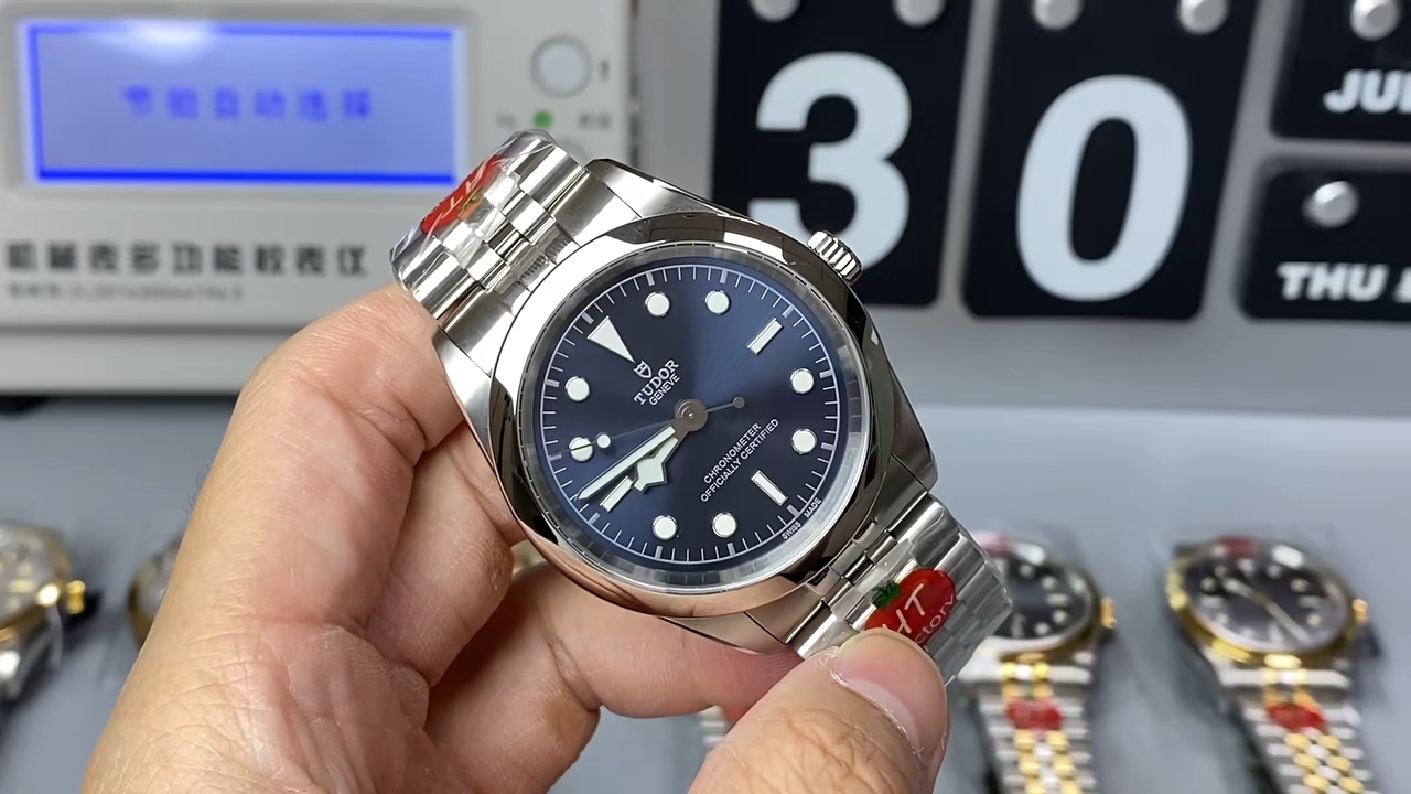 Tudor Black Bay Gold 41 mm HT Factory Configuration 38C675 1:1 Superclone