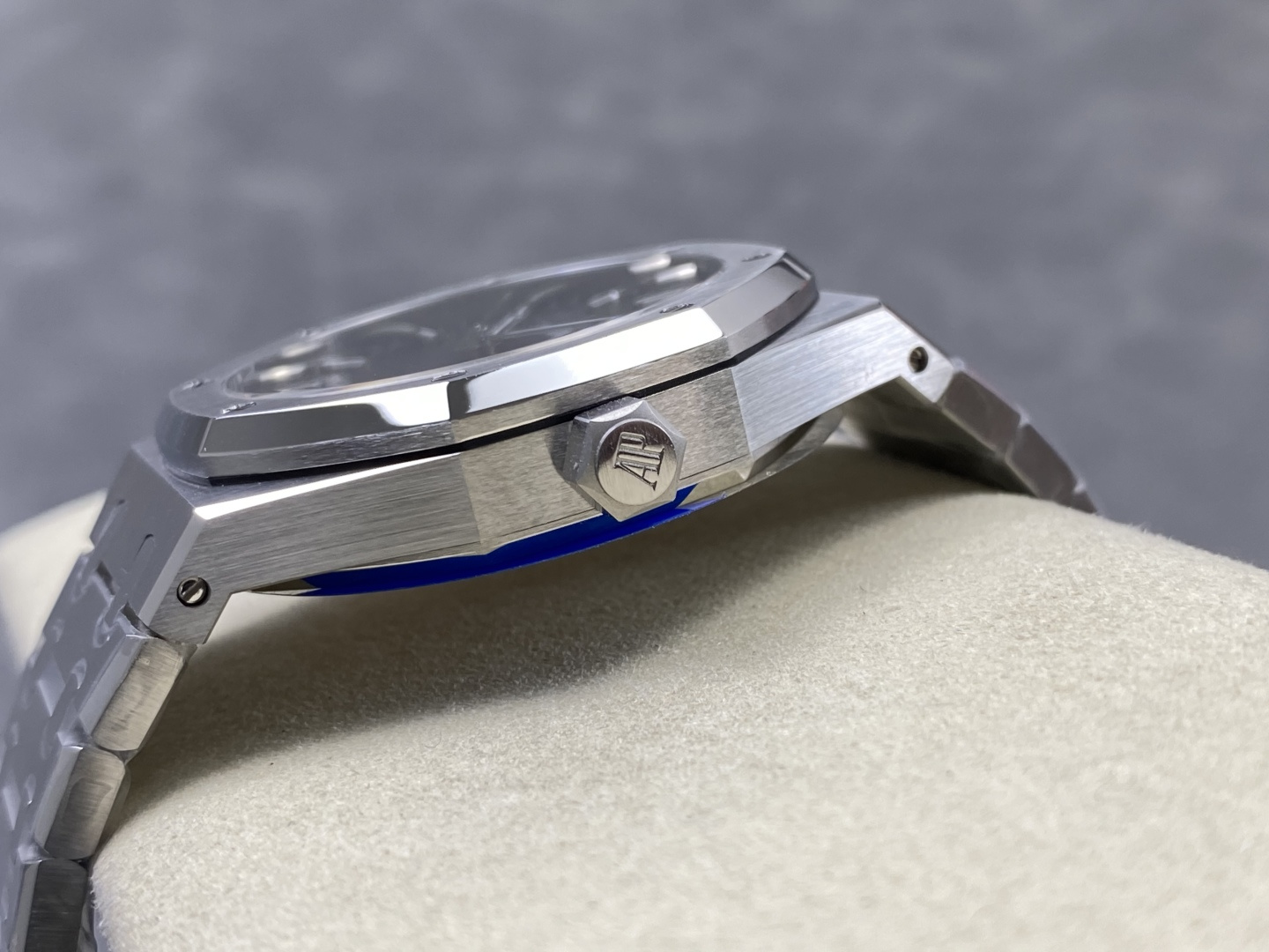 Audemars Piguet Royal Oak Selfwinding 15500ST.OO.1220ST.03 1:1 Superclone - Image 3