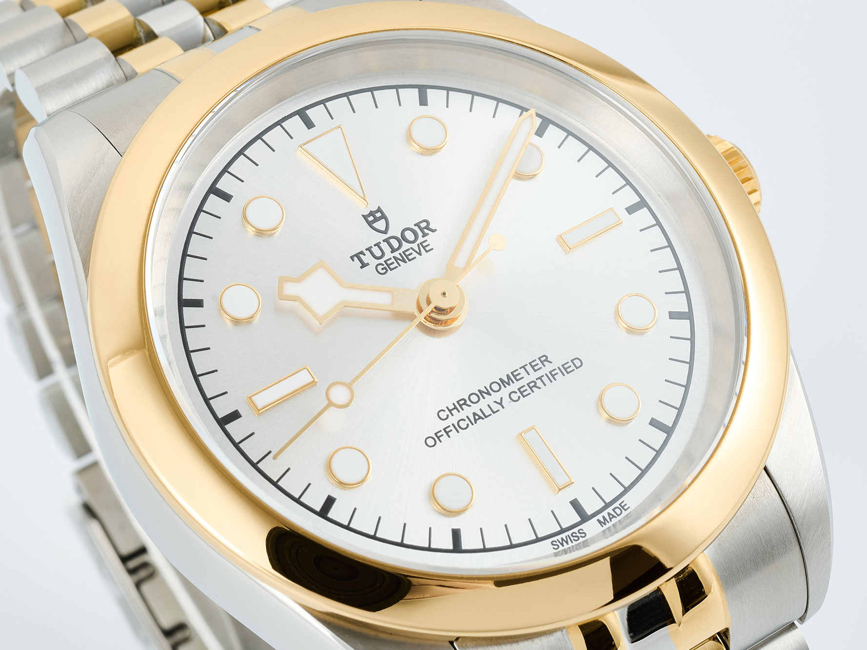 Tudor Black Bay One 41 S&G watch - 41mm steel case, Yellow gold bezel - m79683-0002 1:1 Superclone - Image 9