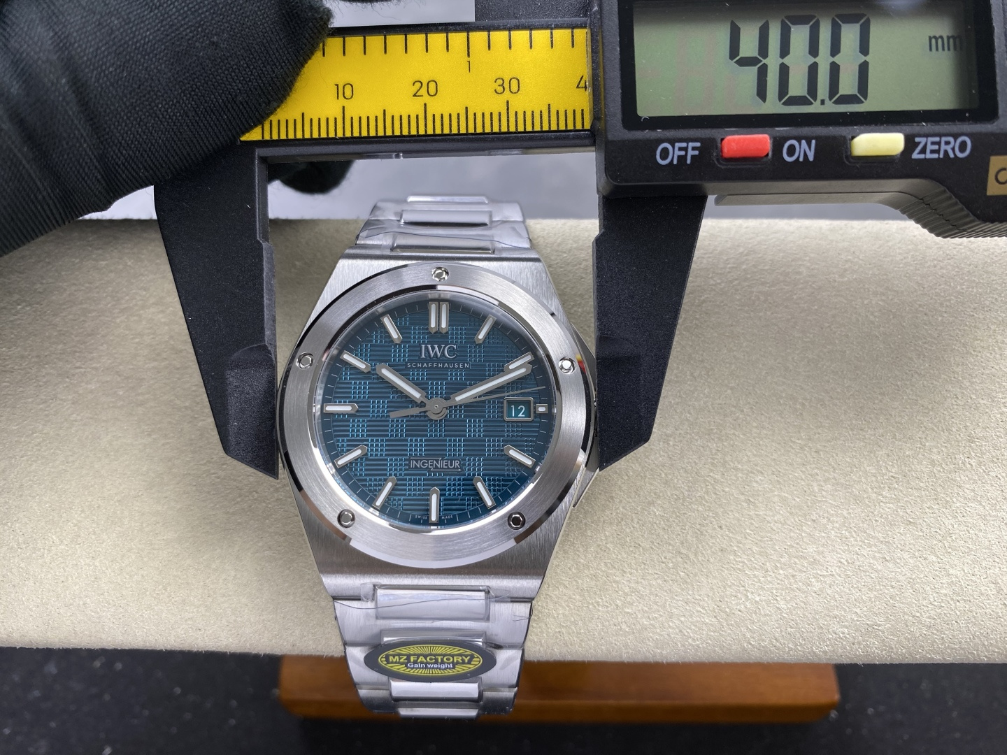 IWC Ingenieur Automatic 40 IW328903 1:1 Superclone - Image 14